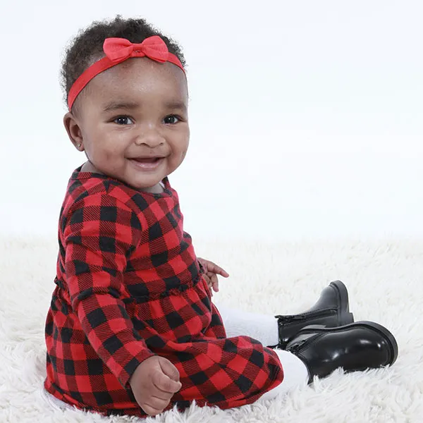Aminah Baby Model UK portfolio photograph 8