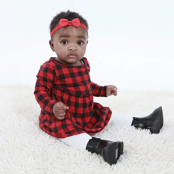 Aminah Baby Model UK portfolio photograph 9