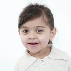 Ayra Top Baby Model London portfolio photograph 4