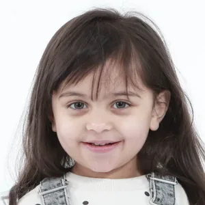 Ayra Top Baby Model London portfolio photograph 12