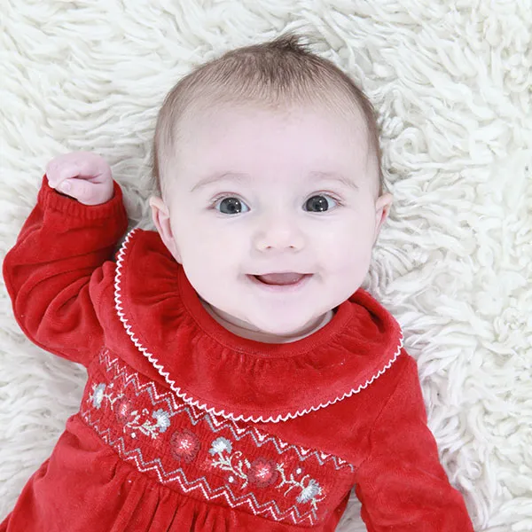 Georgie The Next Pampers Superstar? baby model portfolio photograph 10